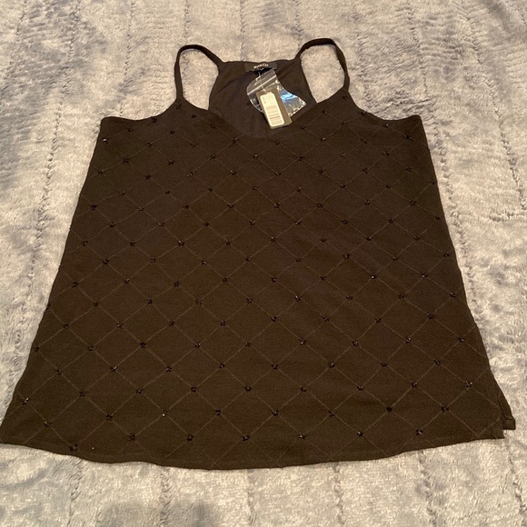 **NWT** Very pretty little black top with delicate sequins - Picture 3 of 13